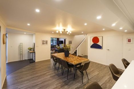 Photo of property in 2 Huata Place, West End, Palmerston North, 4412