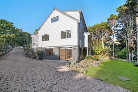 Photo of property in 30 Paulownia Place, Totara Heights, Auckland, 2105