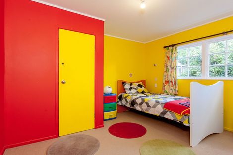 Photo of property in 5 Tane Road, Laingholm, Auckland, 0604