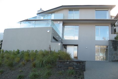 Photo of property in 28 Edinburgh Drive, Queenstown, 9300