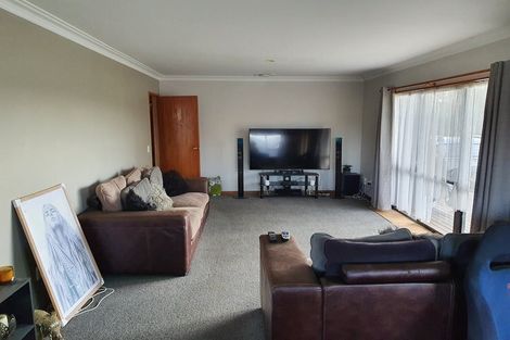 Photo of property in 12 Sutton Road, Drury, 2113