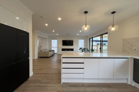 Photo of property in 13a Graeme Avenue, Mangere East, Auckland, 2024