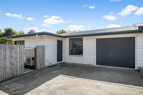 Photo of property in 1/23 Laing Crescent, Heathcote Valley, Christchurch, 8022