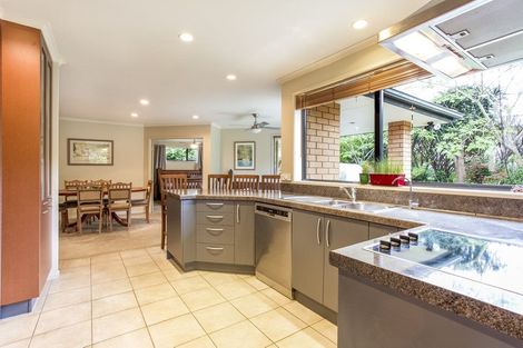 Photo of property in 60 Omana Avenue, Shelly Beach, Helensville, 0874