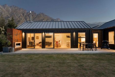 Photo of property in 54 Jacks Point Rise, Jacks Point, Queenstown, 9371