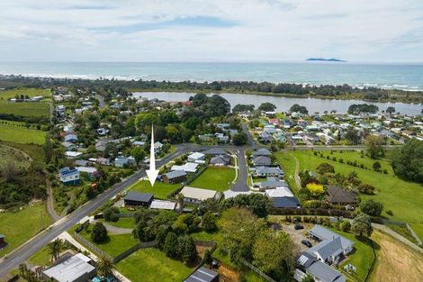 Photo of property in 59 Athenree Road, Athenree, Katikati, 3177