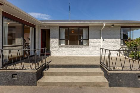 Photo of property in 12 Fairmont Place, Hornby, Christchurch, 8042