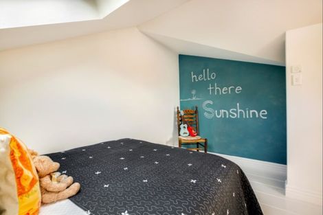 Photo of property in 44 Kiwi Road, Stanley Point, Auckland, 0624