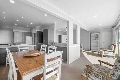 Photo of property in 27 List Street, Welbourn, New Plymouth, 4310