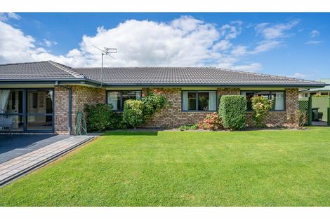 Photo of property in 75 Clearbrook Lane, Rangiora, 7400