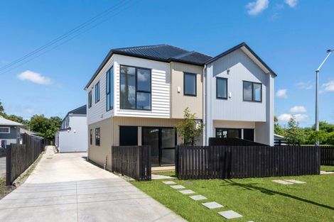 Photo of property in 6/18 Albert Road, Kelston, Auckland, 0602
