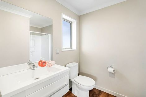 Photo of property in 30 Sunnyside Road, Coatesville, 0793