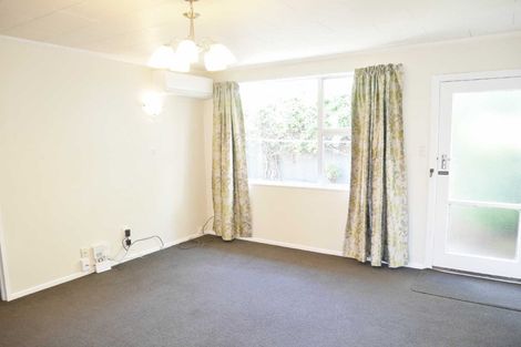 Photo of property in 3/5 Division Street, Riccarton, Christchurch, 8041