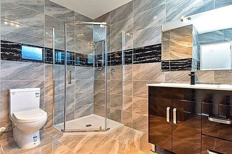 Photo of property in 3b Greers Road, Weymouth, Auckland, 2103