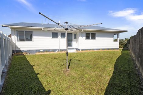 Photo of property in 35 Jupiter Street, Milson, Palmerston North, 4414