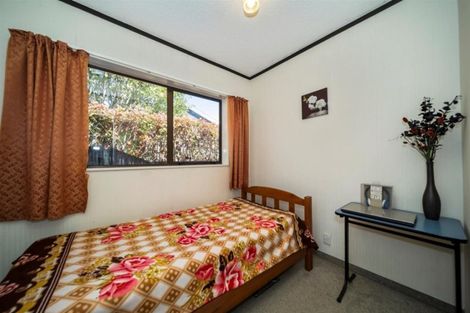 Photo of property in 162 Heta Road, Highlands Park, New Plymouth, 4312