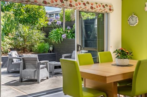 Photo of property in 8a Whitehouse Road, Titahi Bay, Porirua, 5022