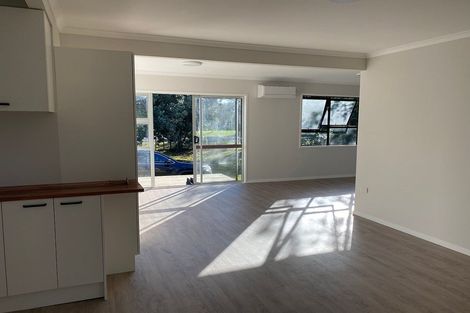 Photo of property in 281 One Tree Point Road, One Tree Point, 0118