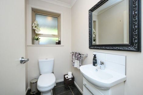 Photo of property in 14 Churchill Avenue, Hokowhitu, Palmerston North, 4410