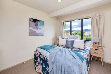 Photo of property in 1/4 Buncrana Place, Pinehill, Auckland, 0632