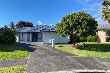 Photo of property in 9 Anrath Close, East Tamaki, Auckland, 2016
