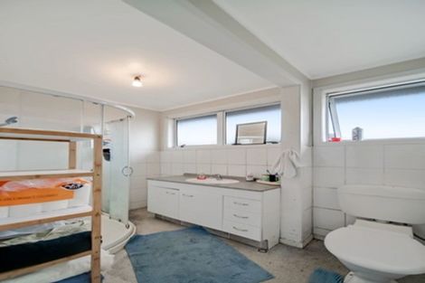 Photo of property in 73 Calthorp Close, Favona, Auckland, 2024