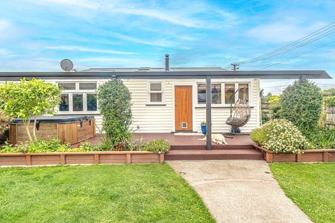 Photo of property in 100 Portal Street, Durie Hill, Whanganui, 4500
