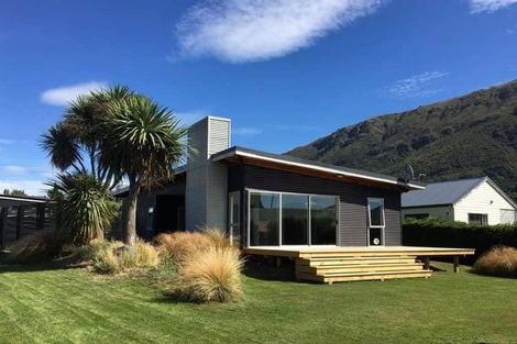 Photo of property in 141 Kent Street, Kingston, Athol, 9793