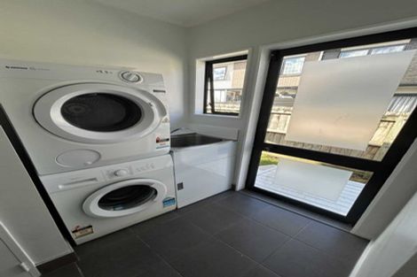 Photo of property in 6/1551 Great North Road, Waterview, Auckland, 1026