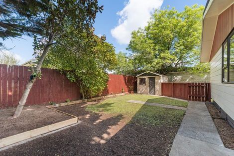 Photo of property in 9 Adams Place, Kelvin Grove, Palmerston North, 4414