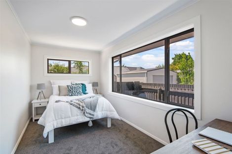 Photo of property in 1/55 Mcfaddens Road, St Albans, Christchurch, 8052