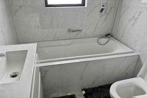 Photo of property in 9b Poruru Close, Papakura, 2110