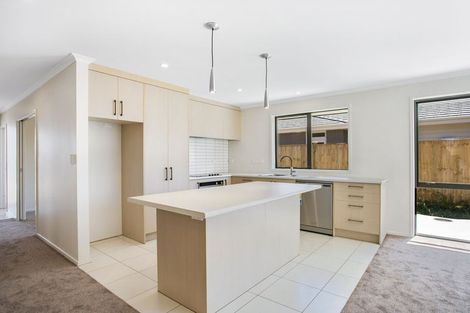 Photo of property in 31 Gum Spear Road, Takanini, 2112