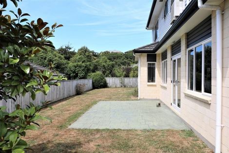 Photo of property in 211 Westchester Drive, Churton Park, Wellington, 6037