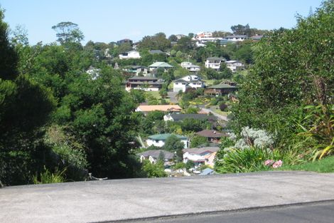 Photo of property in 1/60 Arran Road, Browns Bay, Auckland, 0630