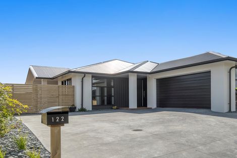 Photo of property in 122 Puhirake Crescent, Pyes Pa, Tauranga, 3112