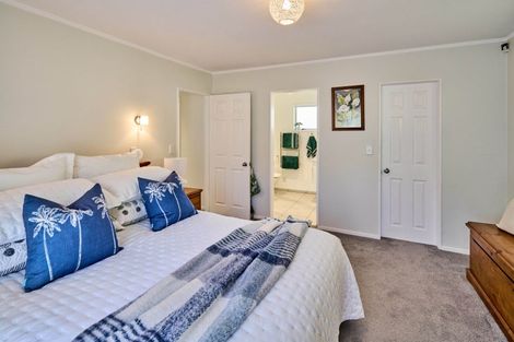 Photo of property in 147 Tirohanga Road, Tirohanga, Lower Hutt, 5010