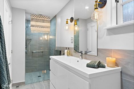 Photo of property in 19 Kempton Street, Greytown, 5712