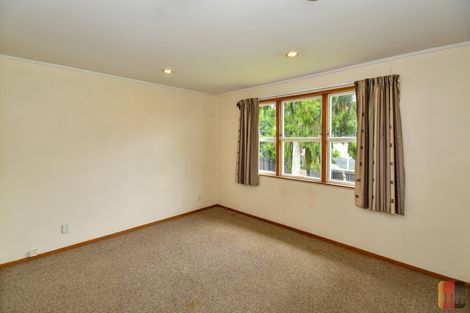 Photo of property in 12 Goodwin Drive, Rosehill, Papakura, 2113