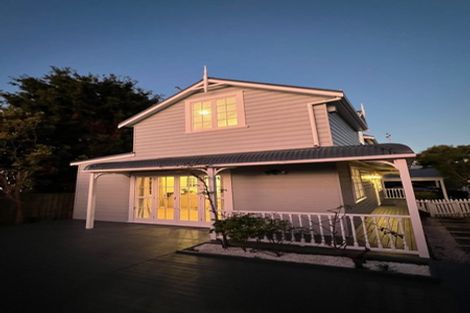 Photo of property in 1/28 Beach Road, Castor Bay, Auckland, 0620