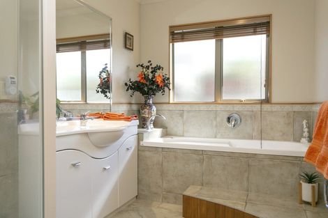 Photo of property in 1 Scott Drive, Nukuhau, Taupo, 3330