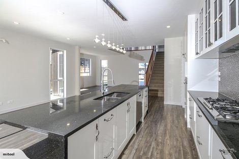 Photo of property in 39 Remuremu Street, Long Bay, Auckland, 0630