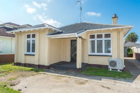 Photo of property in 38 Carlton Avenue, Gonville, Whanganui, 4500