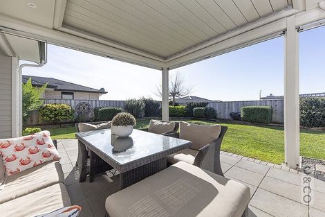 Photo of property in 15 Turpin Road, Riverhead, 0820