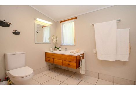 Photo of property in 6 Waipapa Landing Place, Kerikeri, 0230