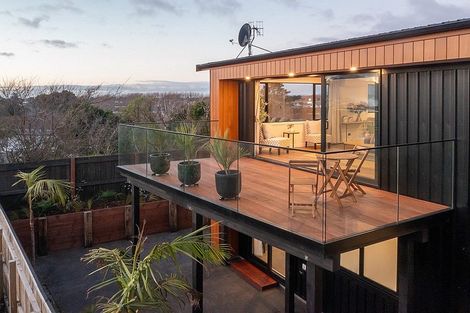 Photo of property in 129a Matatua Road, Raumati Beach, Paraparaumu, 5032