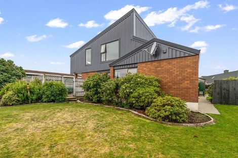 Photo of property in 9 Kerwood Place, Gore, 9710