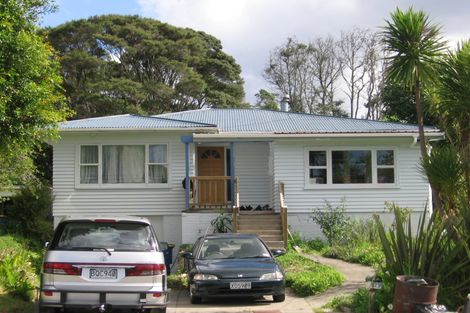 Photo of property in 129 Atkinson Road, Titirangi, Auckland, 0604