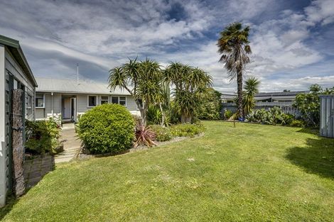 Photo of property in 32 Skerrett Crescent, Tamatea, Napier, 4112