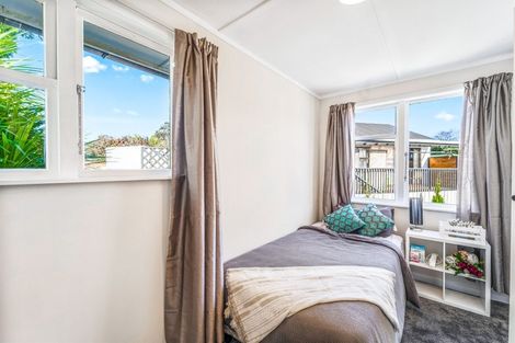 Photo of property in 921c Whangaparaoa Road, Manly, Whangaparaoa, 0930
